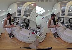 I explore the virtual viva in 3D reality in the kitchen