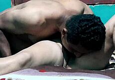 Llora del dolor cuando se la meto por el culo