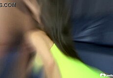 देसिरेबल ब्रूनेट रफ फेस पाउंडिंग चाहती है