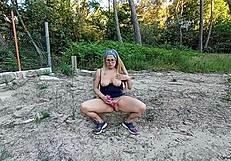 Meryledyxxx touching myself in the woods and squirting in wild public display