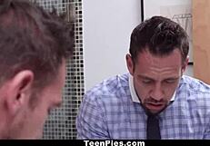 I fuck the hot muslim teen and creampie her