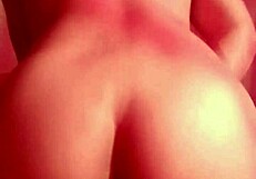 amadora valentina chili da o cu e o cara poe so a cabe�a do penis na bundona