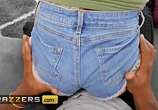 Check out this fast POV handjob from a sexy slut! 😏