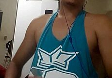 Girlfriend cums hard after intense fucking with friend