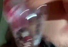 i'm nguyen thi ngoc duyen, using a plastic bottle to masturbate my hairy pussy