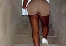 It is amazing to meet a beautiful woman on the street who wants to have sex with me.