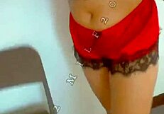 Asian milf wants outdoor fingering and pussy play