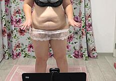 Juicy Pawg Shakes In Panties