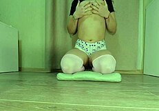 i'm so horny watching this cute girl finger her wet pussy with a big dildo on cam