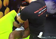 Ebony whore gets face covered in spunk after blowbang