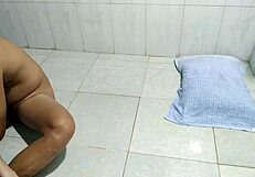 What's Hidden in This Vietnamese Massage Session?