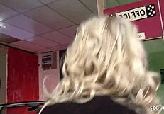 बॉम्बशेल मिल्फ पुलिस वुमन थीफ के साथ रफ सेक्स करती है रोलप्ले पॉर्न में