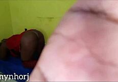 Começou o bloco de carnaval na minha cidade do rio de janeiro levei ja uma amiga pra minha base não resistir metir no pelo gozei muito na buceta dela