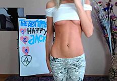 Girl Masturbates Solo on Webcam