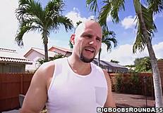 Watch this busty chick suck and bounce?