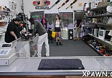 This blowjob contest between the dude and sexy whore is getting intense! 😏