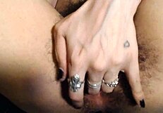 hd closeup of me fingering my thick fat pussy