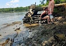 thick wife fucked in the mud on a nature walk - becky tailorxxx