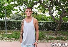 कॉन्टेस्ट में सेक्सी गे को लस्टफुल ब्लोजॉब