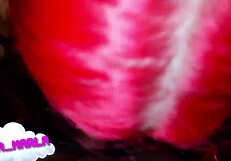 पीओवी ब्लोजॉब में मॉन्स्टर लंड के साथ पब्लिक कमशॉट