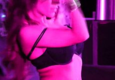 Erotik Meese Dildo Play