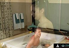 हॉट सौतेली बहन: चूसो और चोदो! - एरियाना मैरी