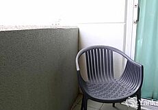 yanks honey monte masturbating with close up on pierced nipples and ass