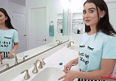 टीन 18+ वेरोनिका चर्च और बिग डिक जे रॉक चोदाई कर रहे हैं