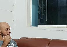 Stepsister fucks boyfriend, now it's my turn in spanish