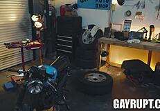 एक ब्रैट और जेंटलमैन, जैक बेली और कोल्ट स्पेंस, जोर से झुके