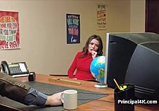 Man, I’m eating out this hot milf at the office! 😍