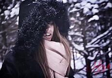 i'm obsessed with snowballing and scissoring hot milf