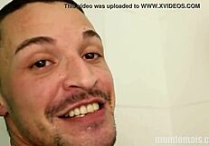 o banho e a chupada de um neg�o dotad�o e um branquinho de c� rosa