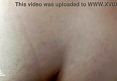 Llego a casa de mi vecina y la muy cachonda termina follando mi rica polla - historia completa