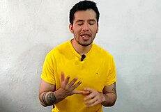 Watch the twink penetrate the taco seller bareback.