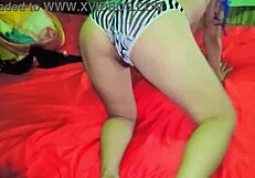 Voy A Iniciar Un Interesante Juego Hijastro Primero Voy A Bailar En La Cama Y Luego Dejate Llevar Por El Momento Su Pene Esta Erecto Y Me Va A Penetrar Delicioso Porno Real Casero