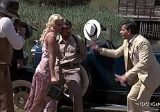 सुंदर लड़कियां टाइट चूतों को ग्रुप सेक्स में चोदवाना पसंद करती हैं