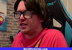 Geek with glasses enjoys blowjob from two girls in homemade threesome