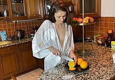 do you like gina gerson fucking kate rich at home?