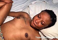 घेट्टो चिक को जोरदार पाइप्डाउन चुदाई, कमाल!