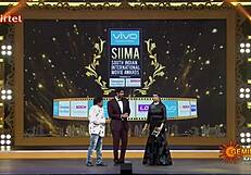 i can't believe lakshmi manchu's huge boobs and nipple pokies are so amazing