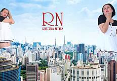 Wow! Giant Lady Without Panties Struts Through City Like King Kong!