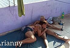 Leo Ogro und Arianny Koda RJ Ficken auf dem Dach