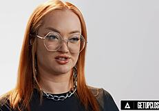 Up close look at women orgasming with redhead PAWG Emma Magnolia solo play full scene.