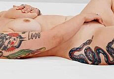 Up close look at women orgasming with redhead PAWG Emma Magnolia solo play full scene.