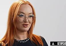 Up close look at women orgasming with redhead PAWG Emma Magnolia solo play full scene.