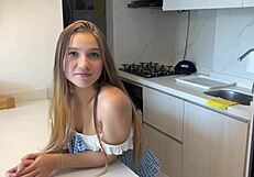 Joven Sirvienta Folla a Su Jefe por Pura Lujuria