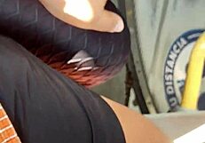 Acosando A Madura Culona En Las Calles De Lima