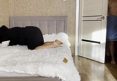 Hot Arab Stepmom's Big Tits And Wet Pussy In Interracial Handjob Sex?