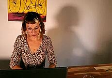 Lesbian sex in pantyhose with sexy secretary.